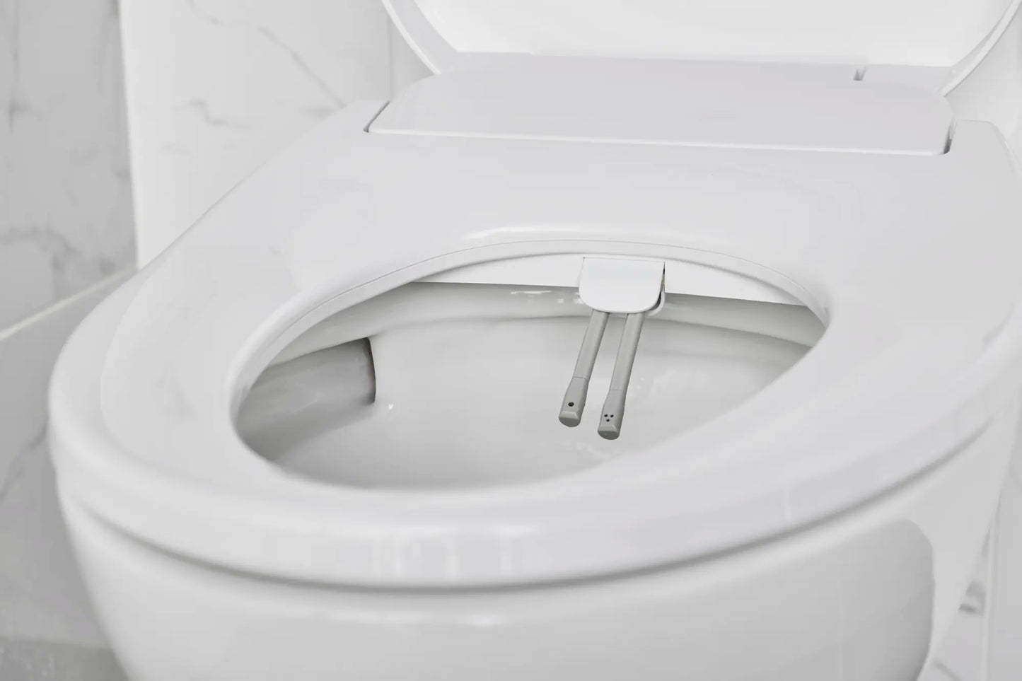 American Standard AQUAWASH 2.0 Electric Bidet Seat