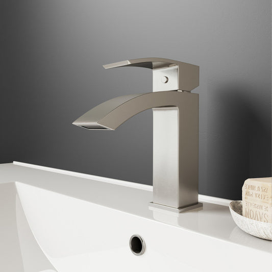 ProStyle CURVA Single Hole Faucet