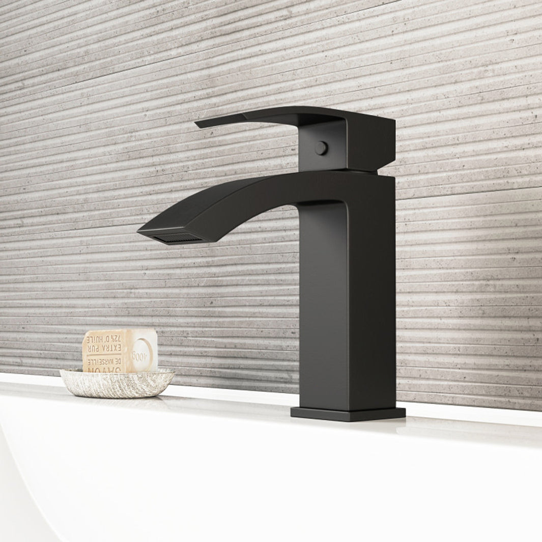ProStyle CURVA Single Hole Faucet