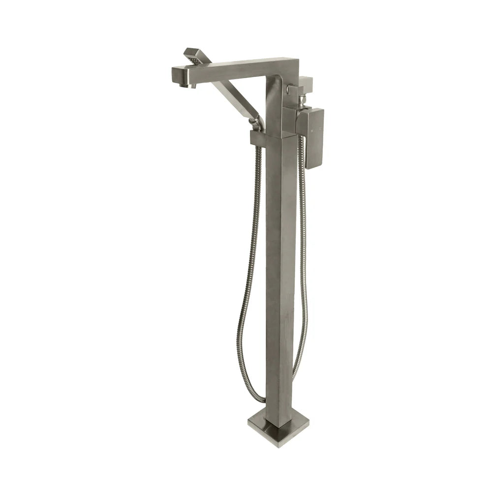 ProStyle QUADRA Freestanding Tub Filler