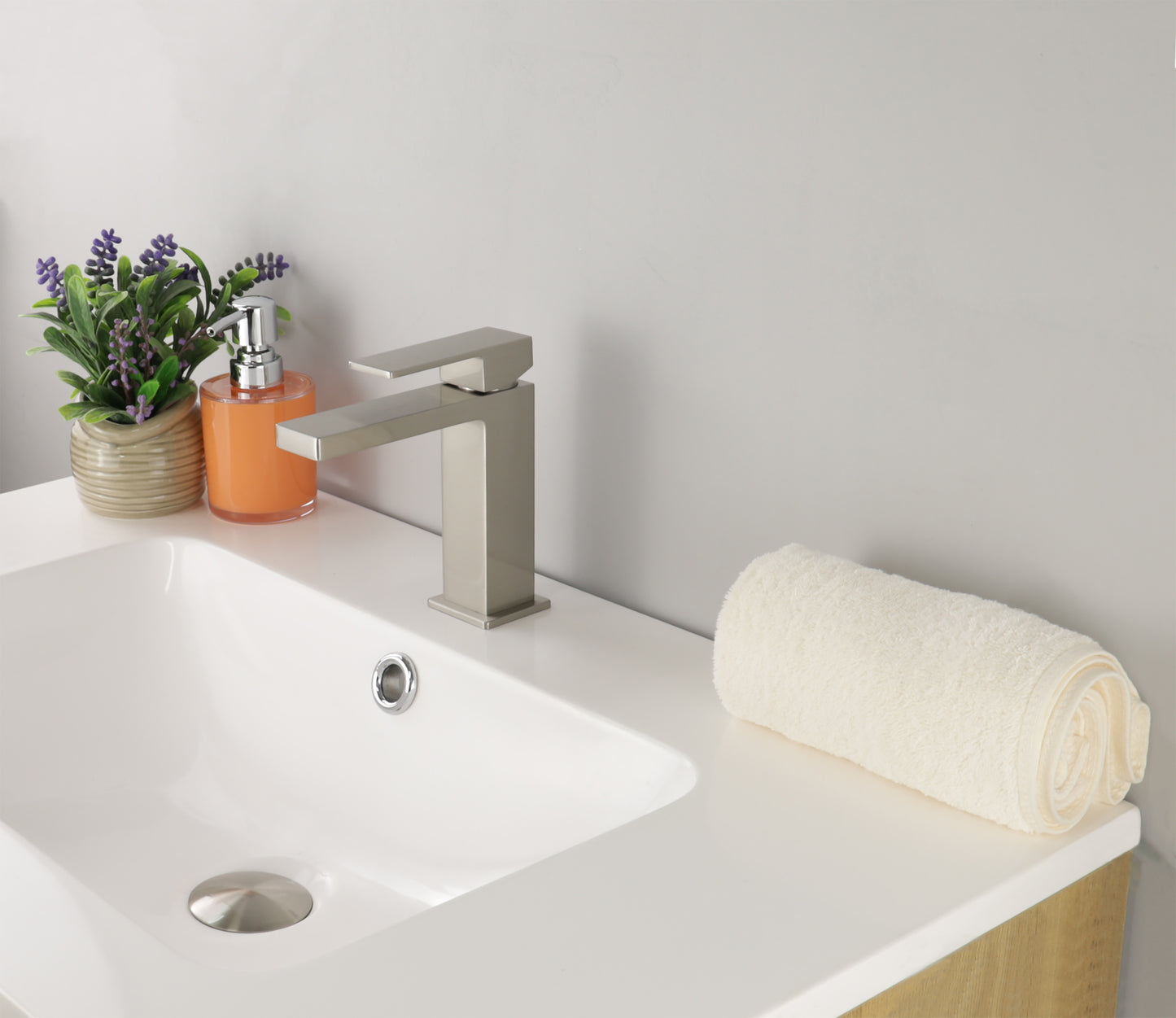 ProStyle QUADRA Single Hole Faucet
